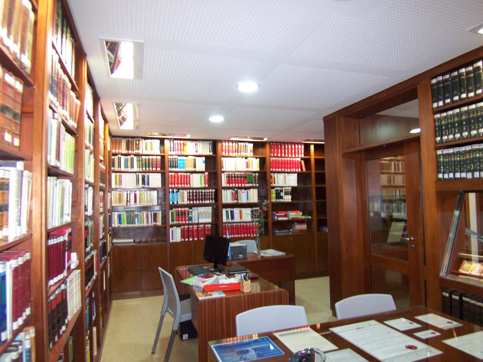 El viernes, reinauguración de nuestra Biblioteca, descubrimiento de una obra pictórica y recambio de la Bandera Nacional
