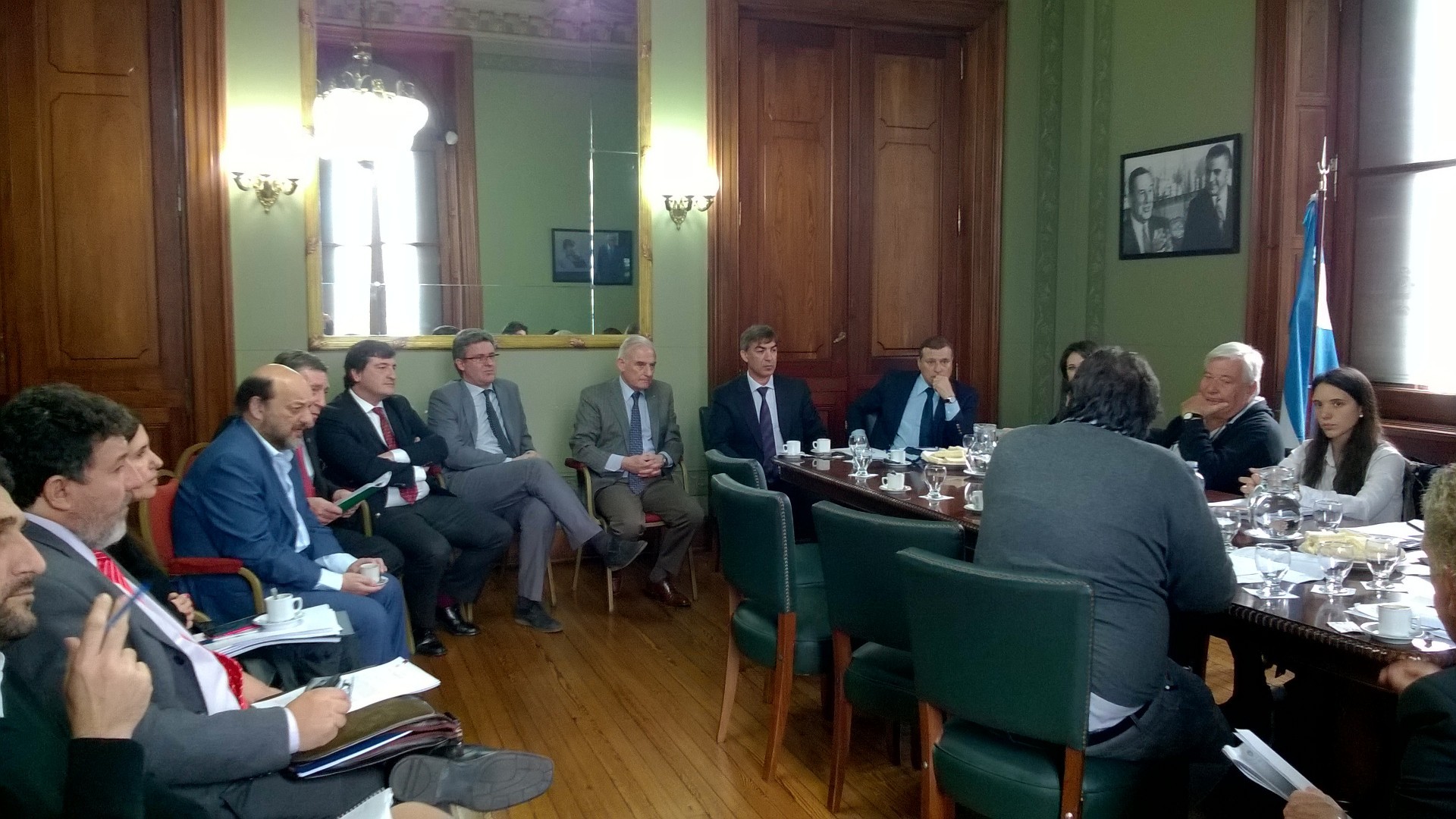 Proyecto Ley de Honorarios Profesionales: Reunión en el Senado